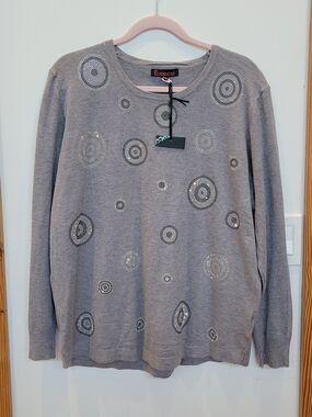 Evidenceé Gray Embellished Knit Sweater